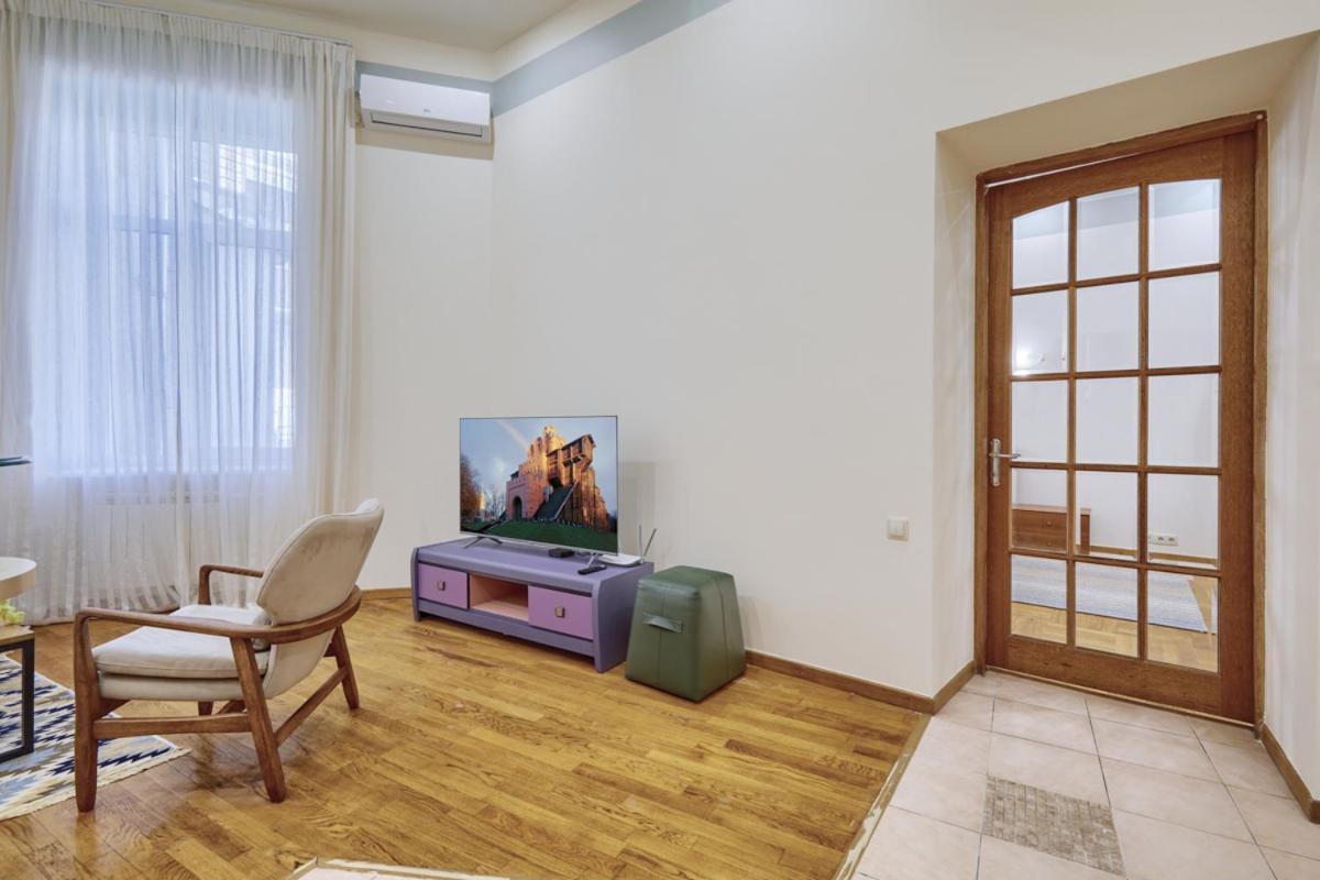 Apartments Near The Golden Gate Kiev Exterior foto
